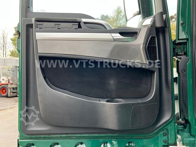 Prostorninska vlačilna enota MAN TGX 18.360