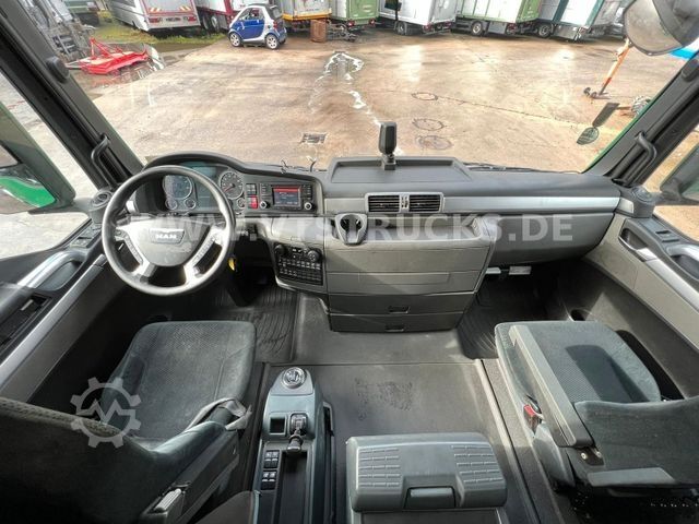 وحدة جر ذات حجم كبير MAN TGX 18.360