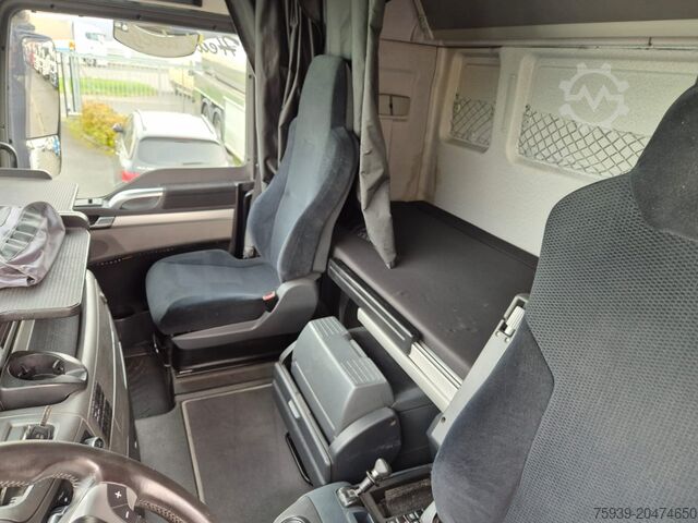 Standard tractor unit MAN TGX 18.480 4x2  Motor läuft (reparaturbedürftig)