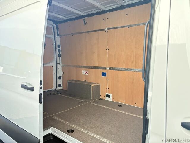 Skåpbil Mercedes-Benz Sprinter 317 L2H2*360°Camera*Airco*Navigatie*Ze...