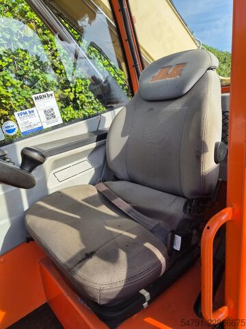 Máy xúc nâng kiểu ống lồng JLG 3614 RS