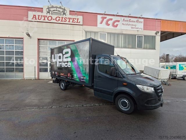 Box van MERCEDES-BENZ 316 Sprinter *Junge Koffer *Dhollandia LBW*