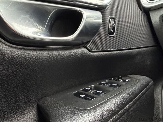 Минибус VOLVO V90 D3 Momentum Leder Klima Navi Automatik Euro6