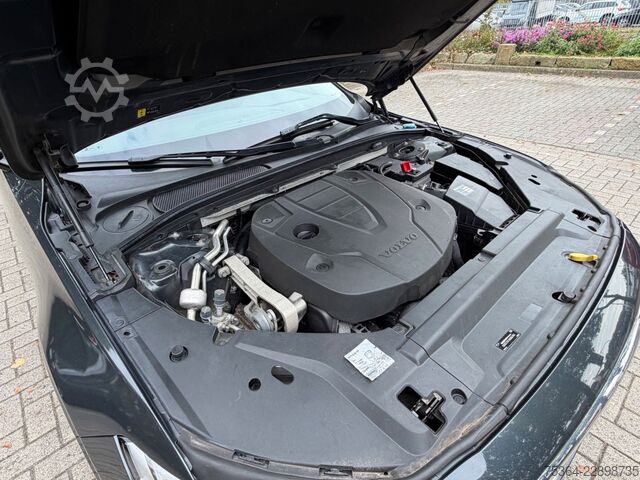 Минибус VOLVO V90 D3 Momentum Leder Klima Navi Automatik Euro6