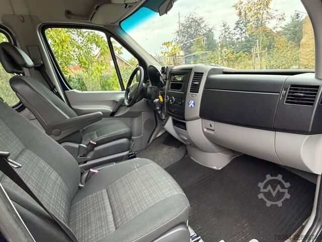 Минибус MERCEDES-BENZ Sprinter 213 Cdi BlueTec 9Sitze Schiebetür Klima