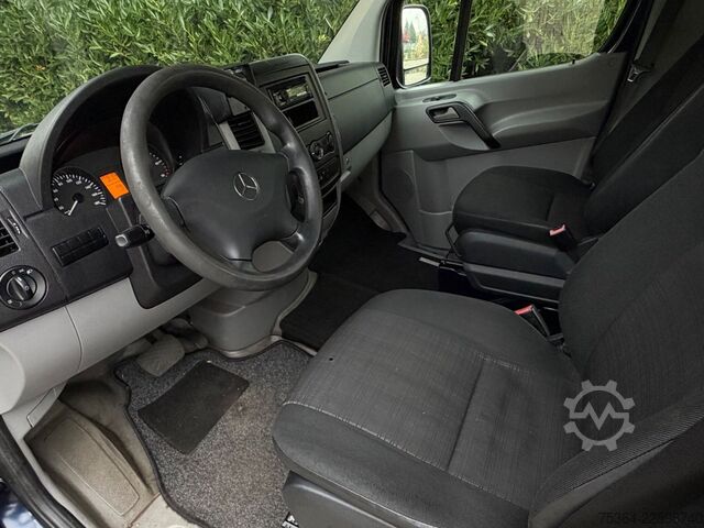 Минибус MERCEDES-BENZ Sprinter 213 Cdi BlueTec 9Sitze Schiebetür Klima