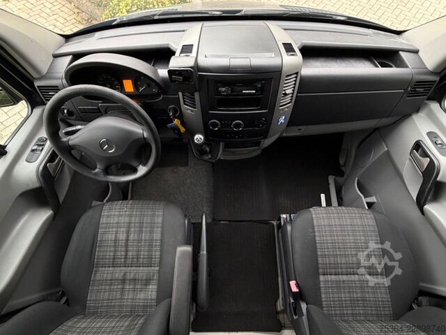 Минибус MERCEDES-BENZ Sprinter 213 Cdi BlueTec 9Sitze Schiebetür Klima