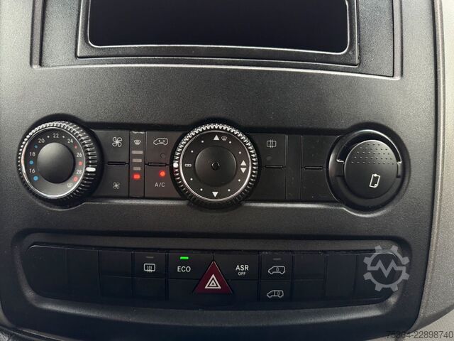 Минибус MERCEDES-BENZ Sprinter 213 Cdi BlueTec 9Sitze Schiebetür Klima
