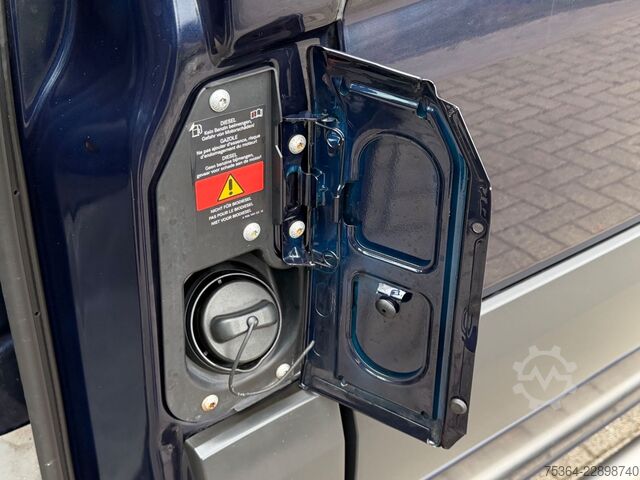 Минибус MERCEDES-BENZ Sprinter 213 Cdi BlueTec 9Sitze Schiebetür Klima