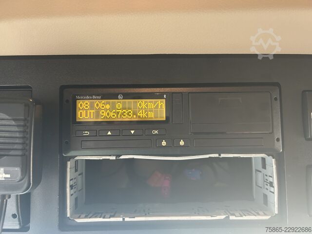 Standard SZM Mercedes-Benz Actros 1840 LS StreamSpace / 906 dkm / Tacho V2...