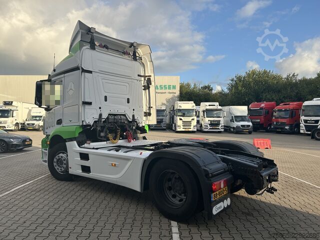 Standard SZM Mercedes-Benz Actros 1840 LS StreamSpace / 906 dkm / Tacho V2...