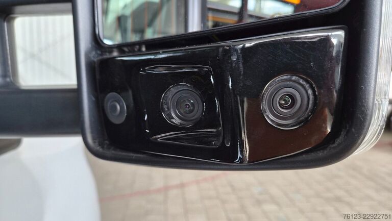 Smábíll MERCEDES-BENZ 30 Sitzer Schul- Transferbus 519 Lagerfahrzeug