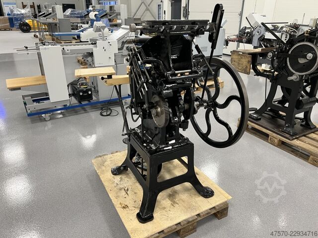 Máquina tipográfica Letterpress printing press foot operated