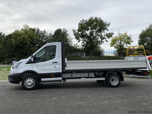 Camion FORD Transit Pritsche / Zwillingsbereifung