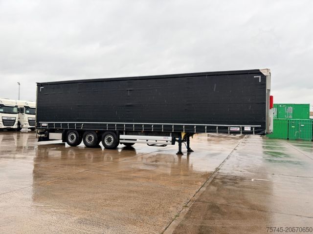 Semirremolque abierto con toldo SCHMITZ CARGOBULL SCB S3T * POWER CURTAIN * LIFT ACHSE