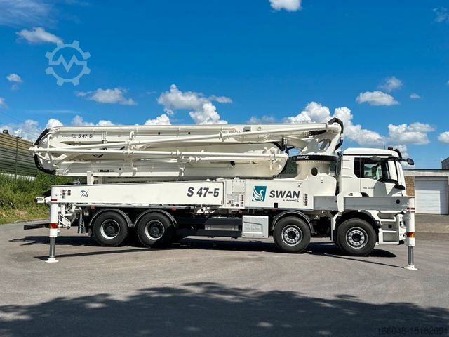 شاحنة خلاطة خرسانة MAN TGS 41.520 8x4 SWAN TSP 47-5 160RZ    ( 47m )