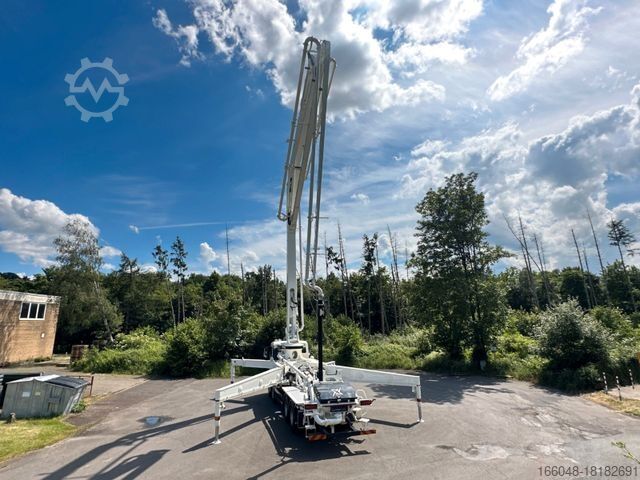شاحنة خلاطة خرسانة MAN TGS 41.520 8x4 SWAN TSP 47-5 160RZ    ( 47m )