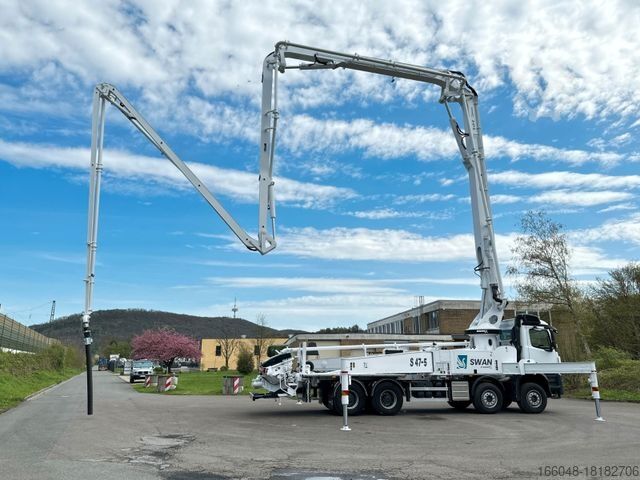 شاحنة خلاطة خرسانة MERCEDES-BENZ Arocs 5 4542 8x4 SWAN TSP 47-5 160RZ ( 47m )