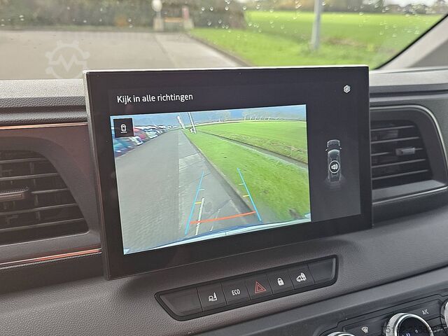 Camioneta familiar de techo alto RENAULT MASTER L3H2 404Km WLTP Navi