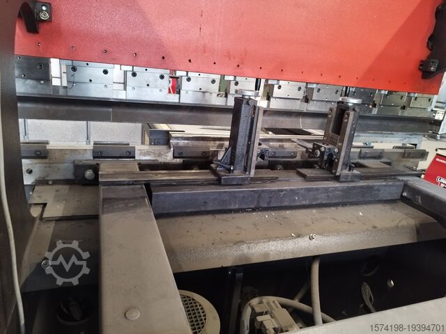 Prensa plegadora AMADA PROMECAM ITS 50