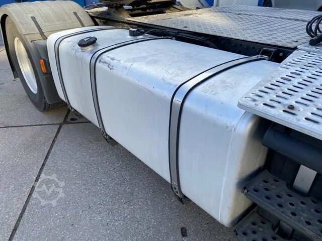 Padrão-SZM Iveco Stralis 460 / ADR / Automatic