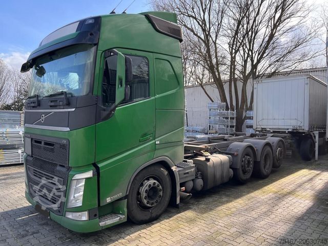 Felépítménycserélő teherautó VOLVO FH 500 ATL 5x Vorhanden 8x2