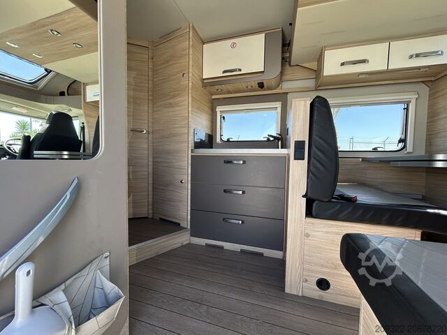 Caravan/camper Fiat Ducato Carasuite 650 MF | 5 Posti Letto | Semintegrato