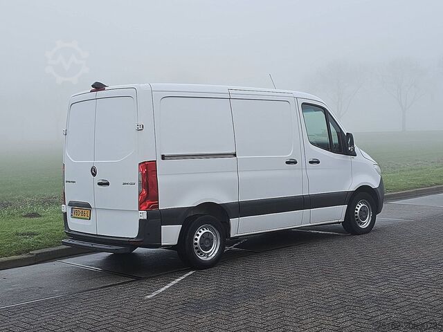高顶旅行车 MERCEDES-BENZ SPRINTER 314 L1H1 Mbux10 Automaat