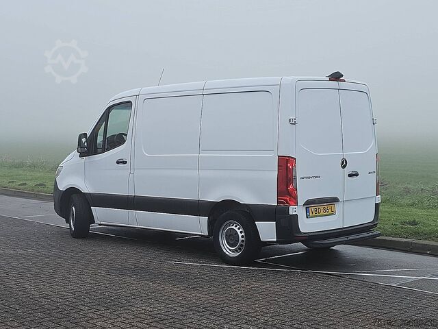 Station wagon con tetto alto MERCEDES-BENZ SPRINTER 314 L1H1 Mbux10 Automaat