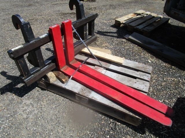  JLG 2505H - 5,6m - 2,5 Ton.- mit Palettengabel