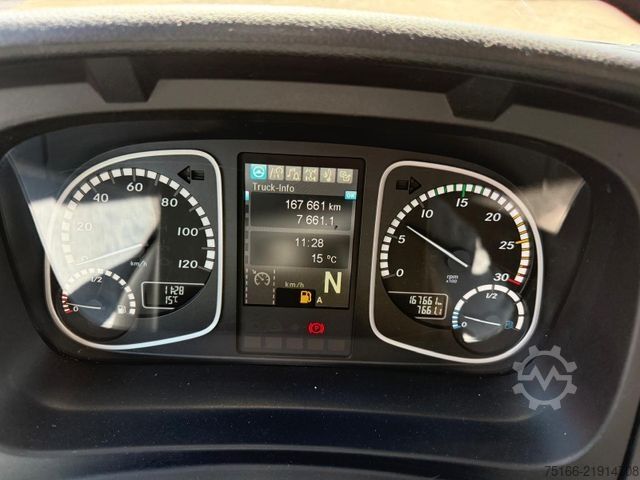 Camión frigorífico MERCEDES-BENZ ATEGO 1523 L Kühlkoffer 7,30 m LBW 1,5 T*THERMO
