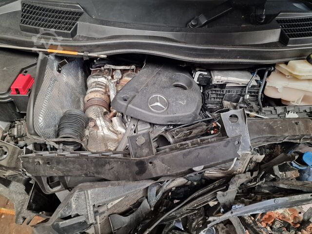 Slēgtais furgons Mercedes-Benz vito 119 cdi  4 matic