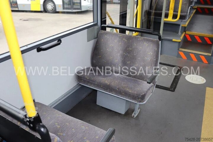 城市公交车 Van Hool A360