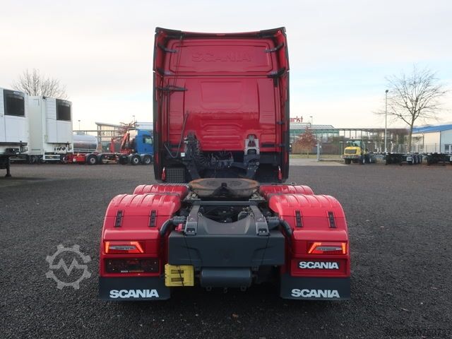 Standart çekici ünitesi Scania S 500 Super 6x2/4 mit verstellbarer Sattelkupplung