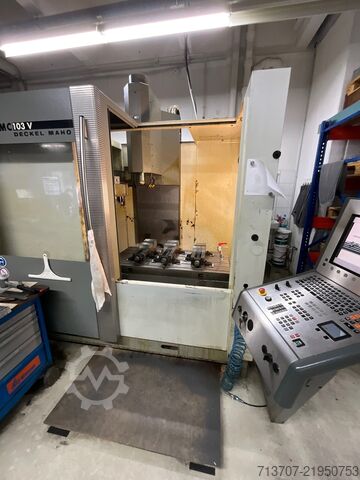 Centro di lavoro verticale Deckel Maho DMC103V