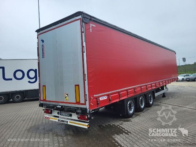 Trailer semi terbuka dengan terpal Schmitz Cargobull Schiebeplane Mega