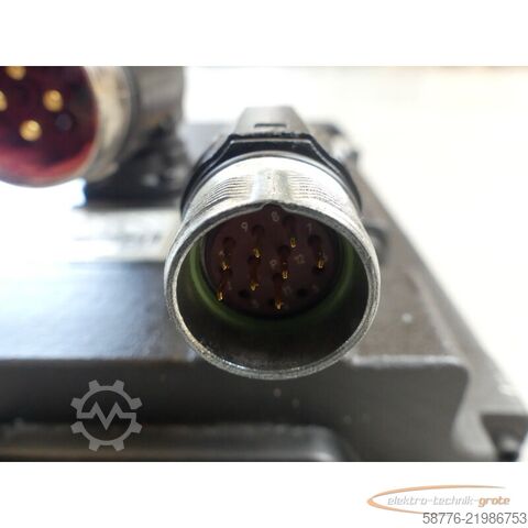 Riadiaca jednotka KUKA Kuka 1FK7103-5AF81-1YY3-Z Servo Motor SN: YFV950655147002
