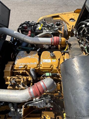 Savivartis CAT 745 C (CE /Low Hours)