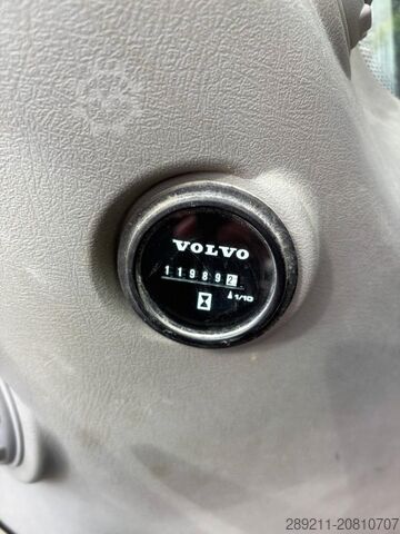 Wheel excavator Volvo EWR 150 E