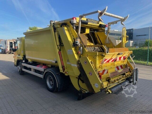 Furgoneta Mitsubishi Fuso Canter 9C18 Zöller MicroXL7