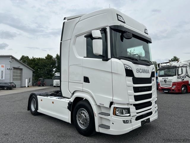 Standard dragbil Scania S 500 Super 4x2 NA Standklima LED Retarder