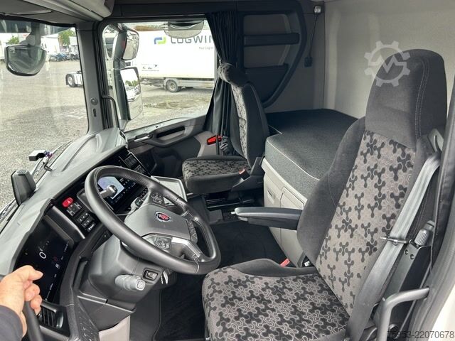 Standard dragbil Scania S 500 Super 4x2 NA Standklima LED Retarder