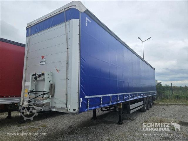 Treler separa terbuka dengan kanvas Schmitz Cargobull Semitrailer Curtainsider Standard