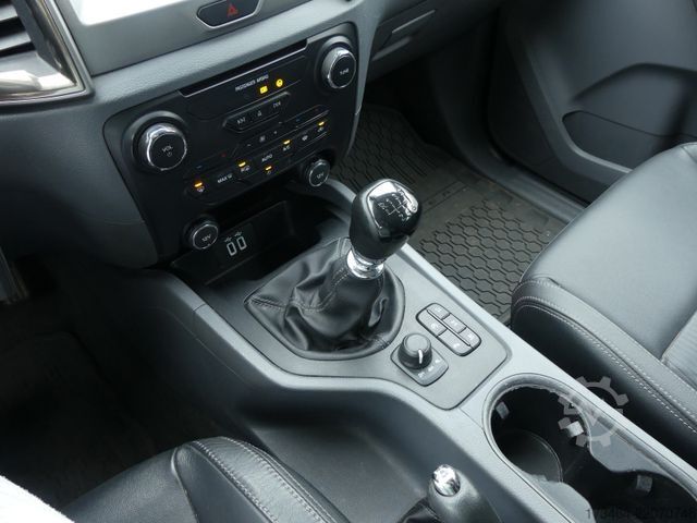 טנדר מסחרי FORD Ranger LKW 4x4 Offroad Standheizung Sortimo