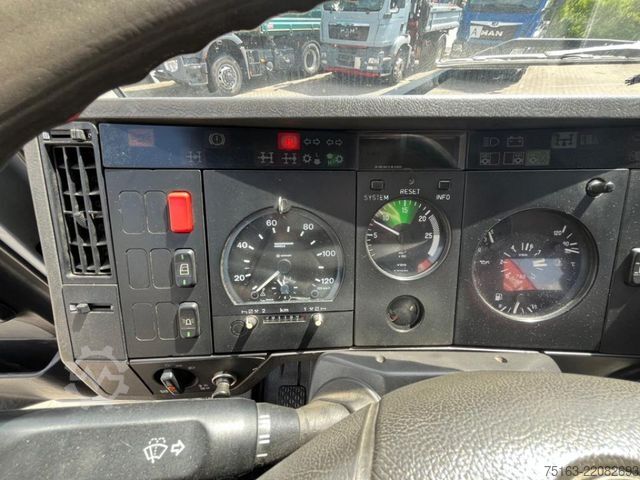 Düz kasa kamyon MERCEDES-BENZ SK 25316x4 Pritsche Kran Atlas 205.1