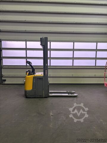 מעגלי משטחים Jungheinrich ERC 216z Li-lon RES//LS//BIS//24.07.2026