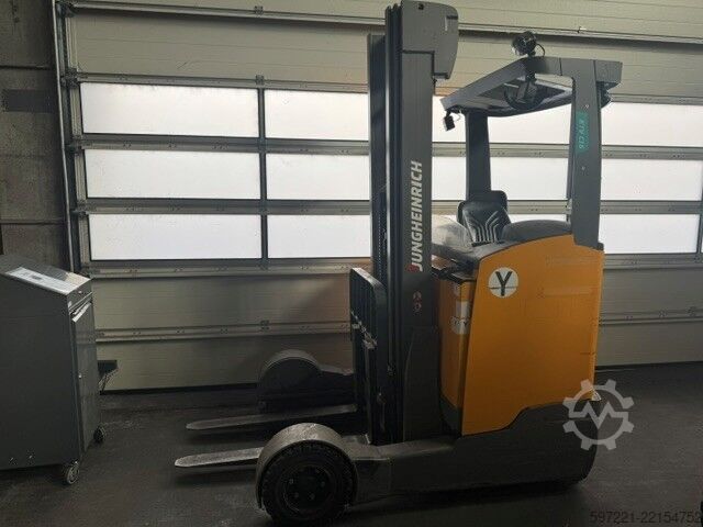 Trak capaian Jungheinrich ETV C16