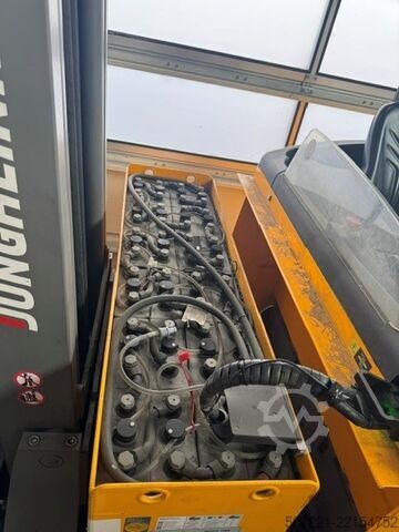 Trak capaian Jungheinrich ETV C16