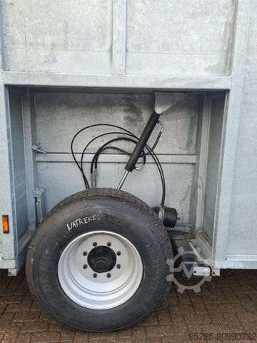 Máy bón phân  Mestcontainer - Nieuw