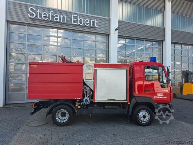 MAN LE 8.150 skumsläckningsfordon 2 500 L SLF 25/25 MAN LE 8.150 Schaum-Löschfahrzeug 2.500L SLF 25/25